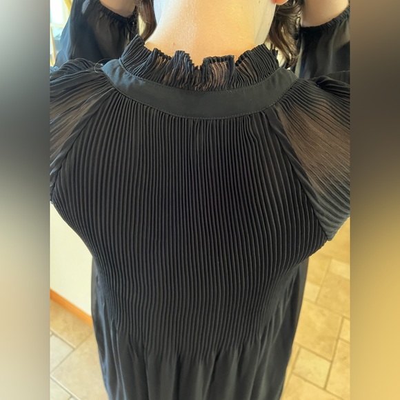 Signature Studio Black Pleated Keyhole Tie collar Long Sleeve Dress Size Medium - Picture 7 of 11